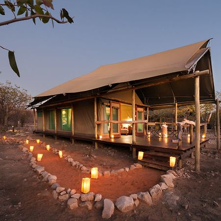 Ongava Tented Camp - All-Inclusive Okaukuejo Ngoại thất bức ảnh